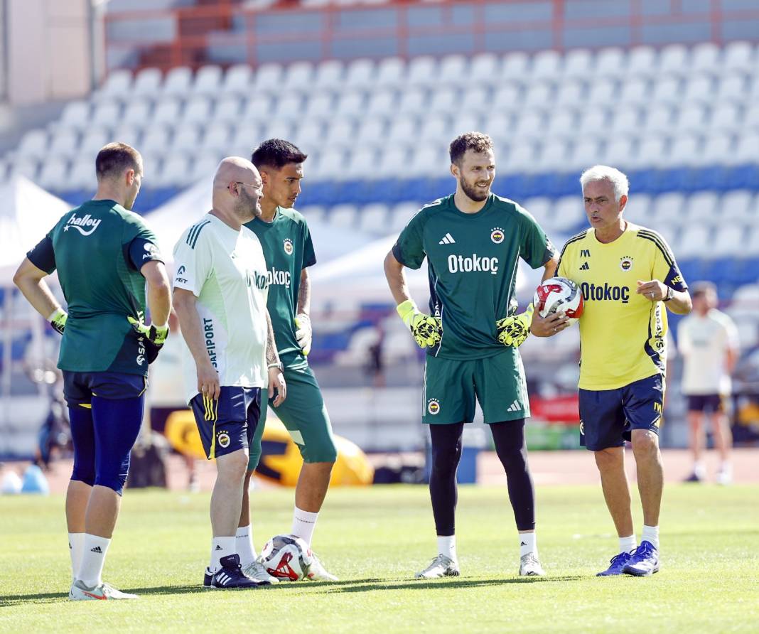 Fenerbahçe başaramadı: Jhon Duran geçti 13